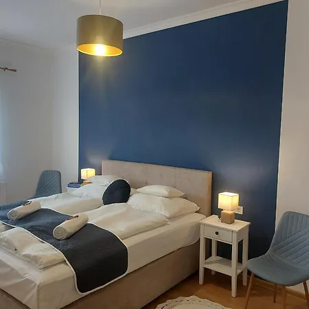 Apartment Csilla *